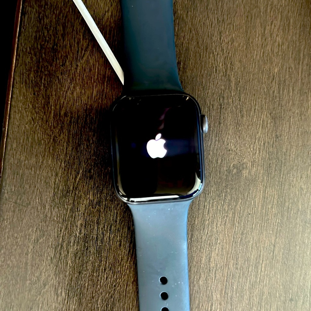Apple Watch Model Unlocked  #A2354 with Apple Charger